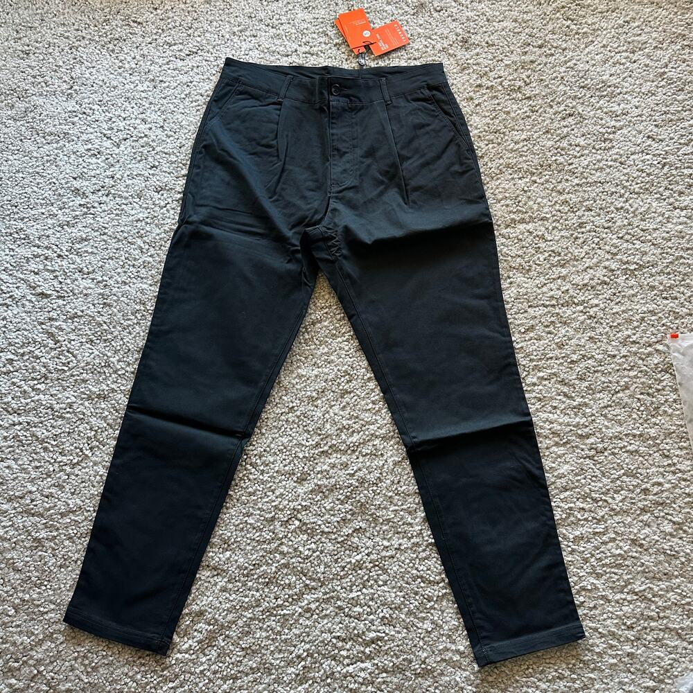 Men's YoungLA 625 Slim Fit Tapered Chino Pants, 32R  NWT, DarkGrey